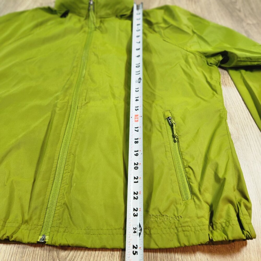 L L Bean Women Jacket Sz XL Green Windbreaker/Rain Jacket Hooded Packable - Picture 10 of 10